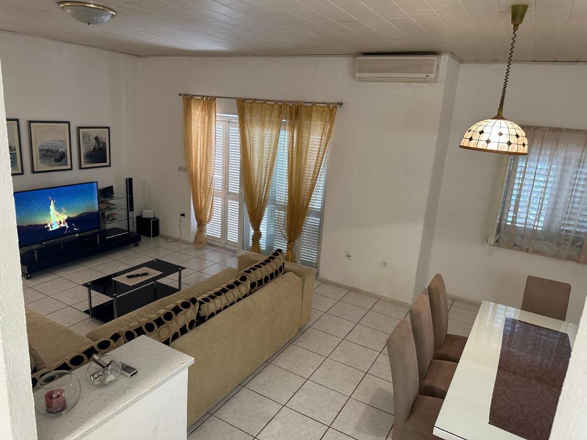Apartment Jelic ดูเช ภายนอก รูปภาพ